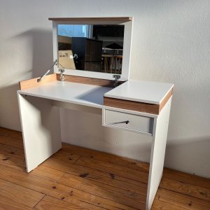 Escritorio Maquillador