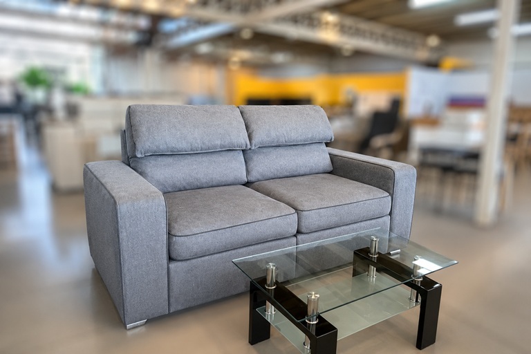 SofaSara2