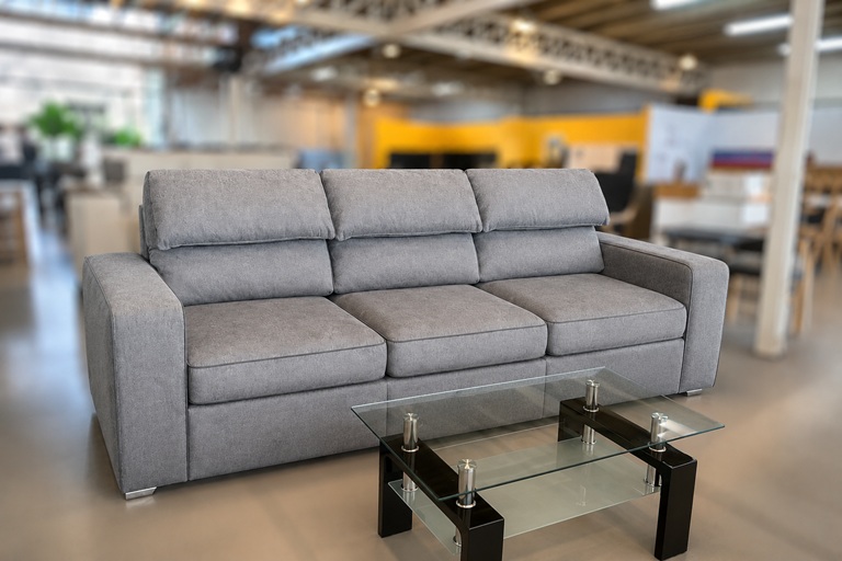SofaSara3Cuerpos